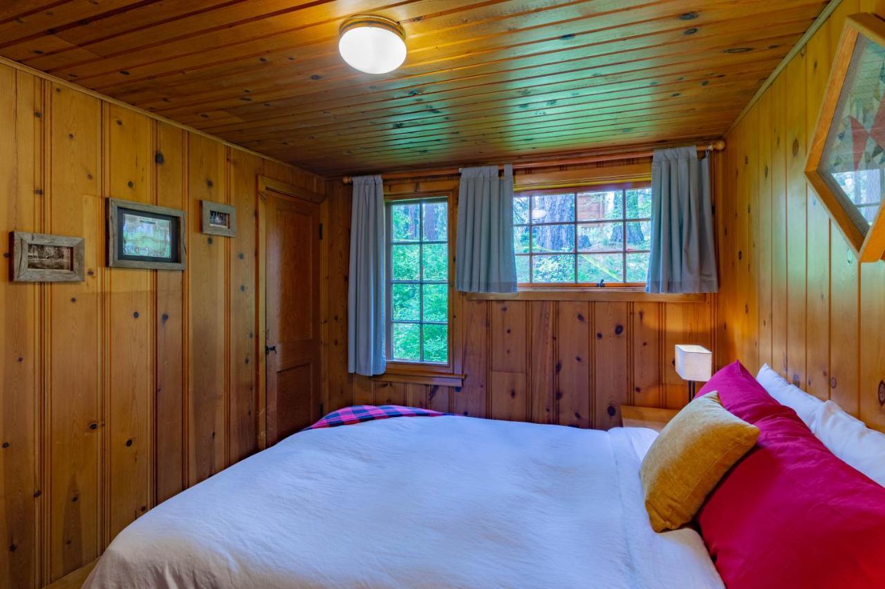 Lake Creek Lodge Camp Sherman Eksteriør billede