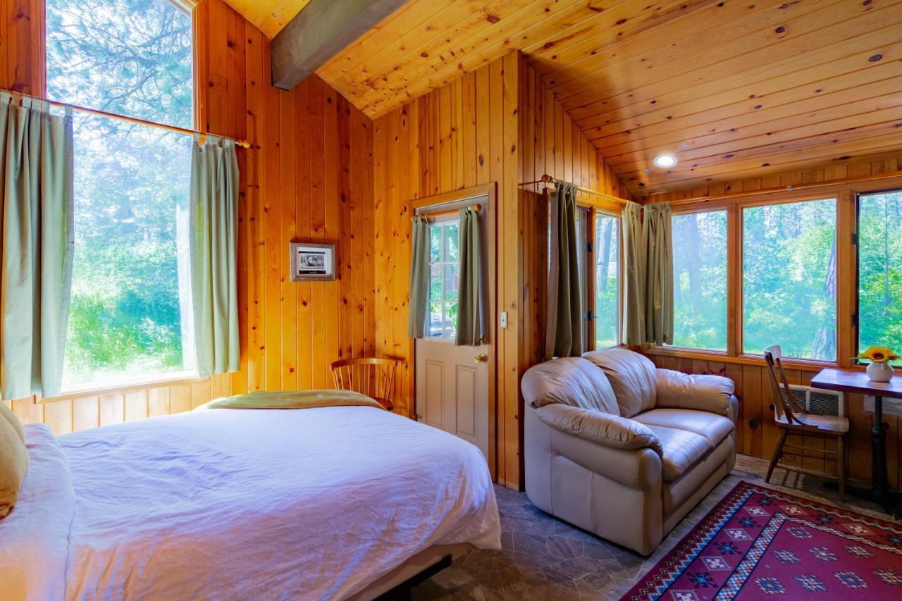 Lake Creek Lodge Camp Sherman Eksteriør billede