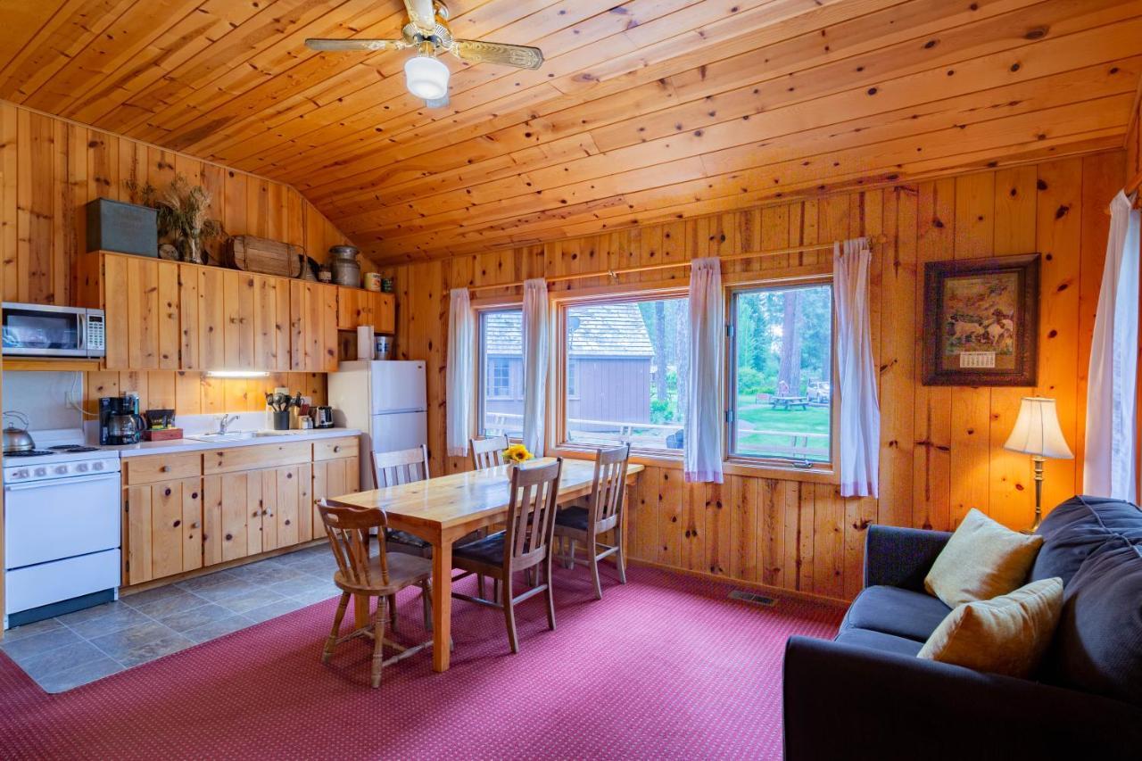 Lake Creek Lodge Camp Sherman Eksteriør billede