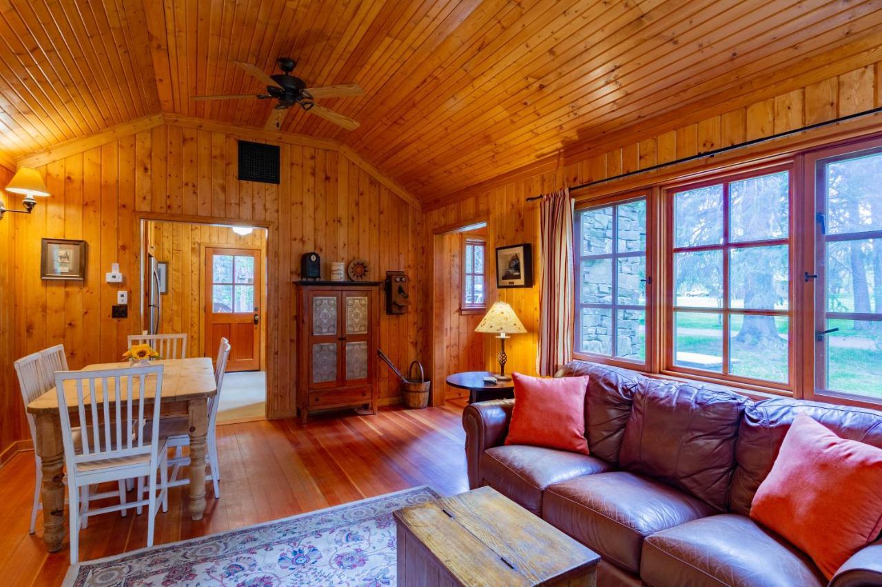 Lake Creek Lodge Camp Sherman Eksteriør billede