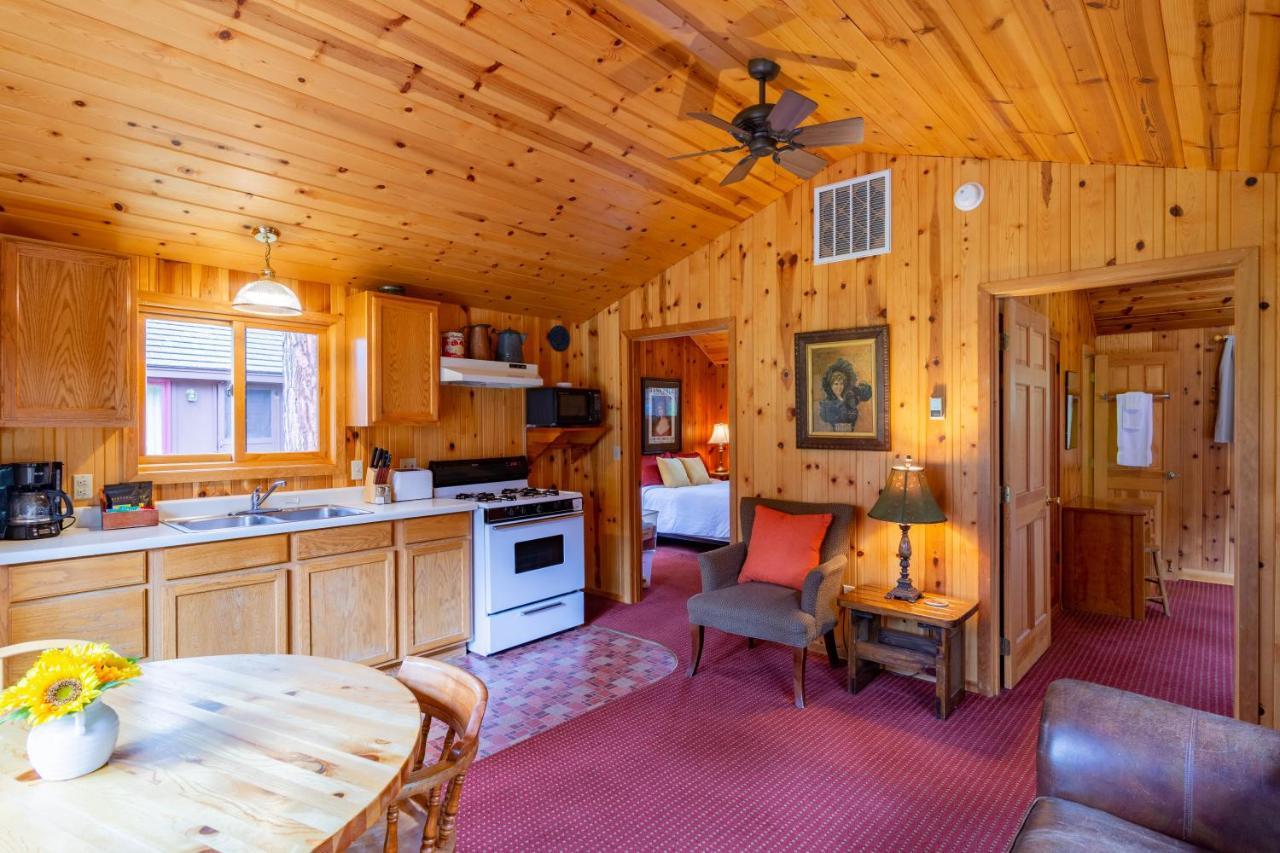 Lake Creek Lodge Camp Sherman Eksteriør billede